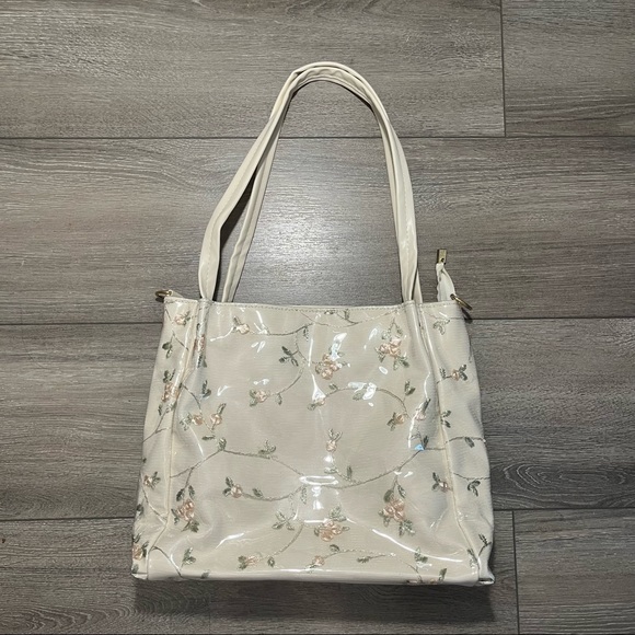 Floral cream shoulder bag - Picture 2 of 7